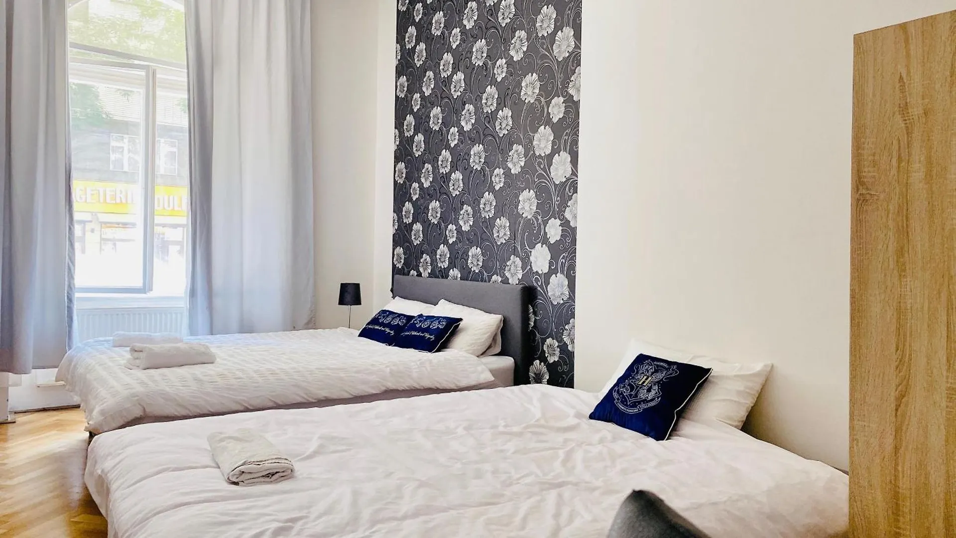 Prague Skyview Apartment 0*,  צ'כיה